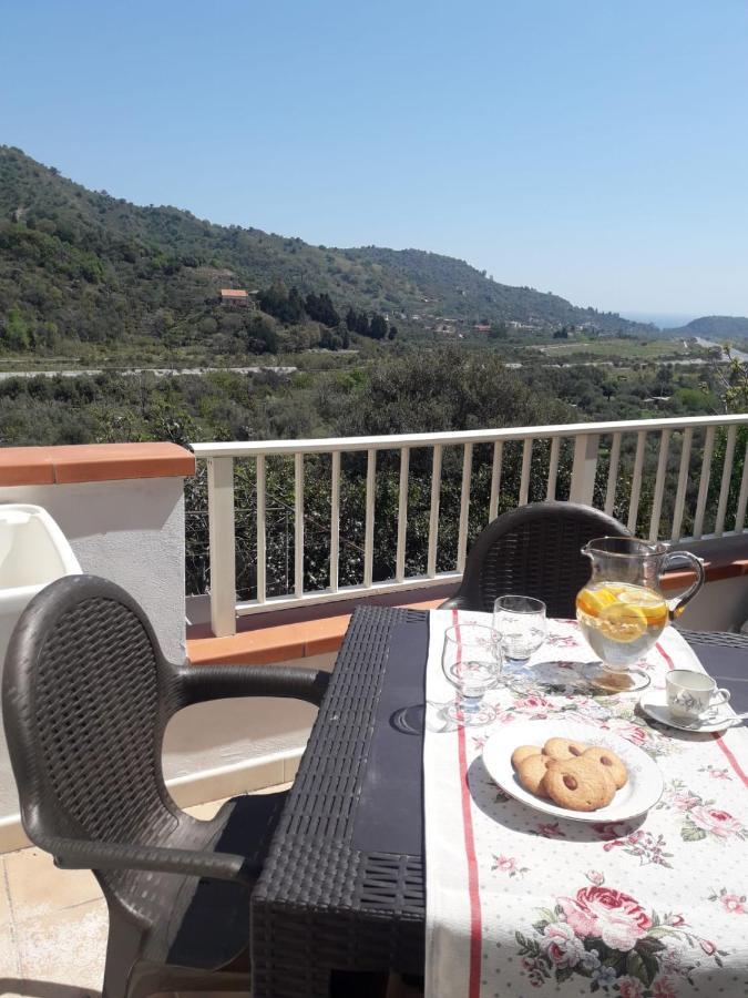 Apartament Casa Di Lucia Forza dʼAgro Zewnętrze zdjęcie